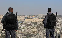Border Police officer lightly injured in Jerusalem car attack