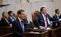 Opposition leader refuses to step down from Knesset podium