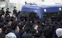 Thousands attend funeral for Rabbi Refael Shmuelevitz