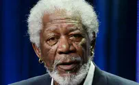 Morgan Freeman caves into BDS pressure?