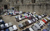 Iraq Changes Prayer Direction: Karbala, Not Mecca