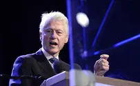 Watch: Bill Clinton dozes off during Hillary speech at DNC
