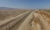 תיעוד מהאוויר: בניית הגדר בגבול ירדן