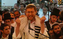 Watch: Selichot night with singer Yitzchak Meir