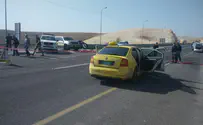 WATCH: Arabs steal car, rob driver in broad daylight