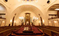 Following outcry, Tel Aviv backtracks on Great Synagogue closure