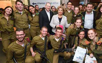 Over 1,500 lone IDF soldiers gather for personal errands day