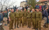 Ofra reservists protest demolitions in IDF uniforms