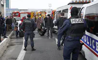 Теракт в Париже: убит полицейский