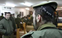 Brigade commander talks with haredi soldiers on women's singing