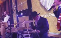 WATCH: Russia's chief rabbi plays the drums