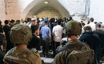 Hundreds of Jews pray at Joseph's Tomb