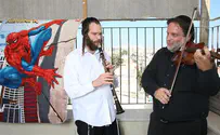 Watch: Chilik Frank at Simchat Bet Hashoeva