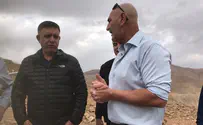 Labor head visits Jordan Valley to gain input for security plan