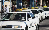 Protesting taxi drivers block Jerusalem - Tel Aviv highway