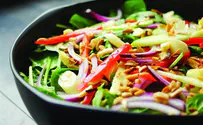 Baby Spinach and Apple Salad with Maple Vinaigrette