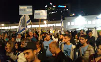 В Тель-Авиве митингуют сторонники депортации нелегалов