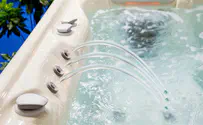 Infant drowns in jacuzzi