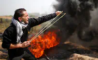 Палестинские беспорядки на границе. Сожжен флаг Израиля