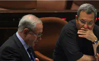 Netanyahu: Barak has lost it