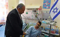 Defense Minister to wounded soldier: We will reach the terrorist