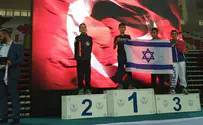 Israeli wins youth world Thai boxing championship semifinal