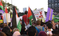 דגלי אש"ף בלב תל אביב
