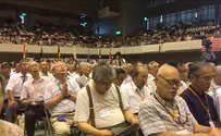 צפו: יפנים אוהבי ישראל שרים "השבעתי"