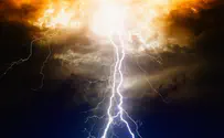 Lightning interrupts New York City concert