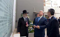 President Rivlin speaks with Argentina Chief Rabbi after attack