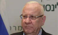 Rivlin's first stop: 'World's best mother and grandmother'