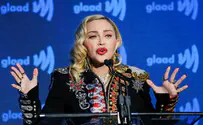 Madonna refuses calls to back out of appearance in Israel