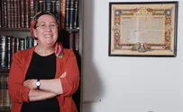 Lighting the way for women’s Torah learning