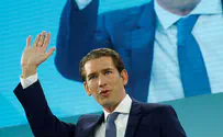 Austria's Sebastian Kurz agrees to form coalition with Greens