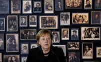 Merkel: I bow my head before the victims of the Shoah