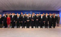 40 мировых лидеров в резиденции президента