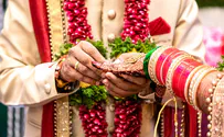 В Индии жених с коронавирусом умер через 2 дня после свадьбы