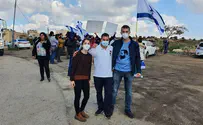 Israeli activists chase off EU reps touring J'lem neighborhood