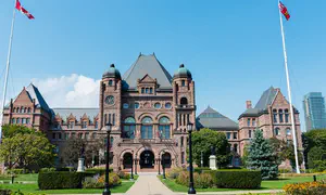 Ban on keffiyeh's in Ontario legislature causes uproar