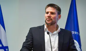 Smotrich is bringing down the PA's banks