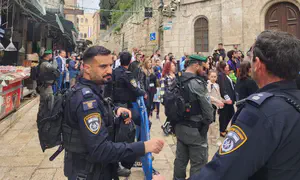 Muslims chant Pro-terror slogans on Temple Mount