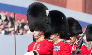 Soldiers of the King's Guard in Britain permitted to grow a beard