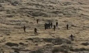 PA police enter the security zone around Susya
