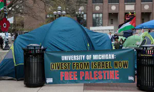 Pro-Palestinian Arab protesters interrupt commencement