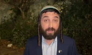 סוכות ביקר אצל הנגד: "המצב שלו פחות טוב"