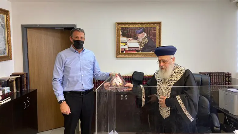 MK Kahana meets Rabbi Yosef