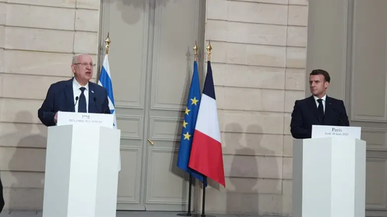 Presidents Macron and Rivlin
