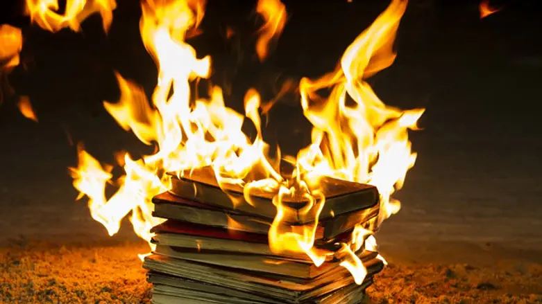 book burning censorship
