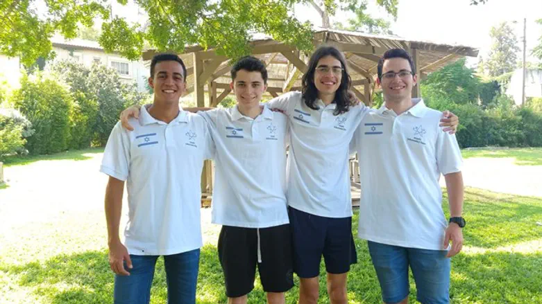 Участники Олимпийской сборной Израиля по компьютерным наукам
