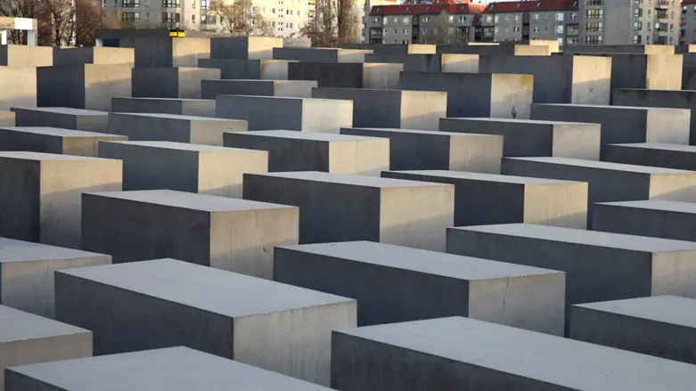  אנדרטת השואה בברלין